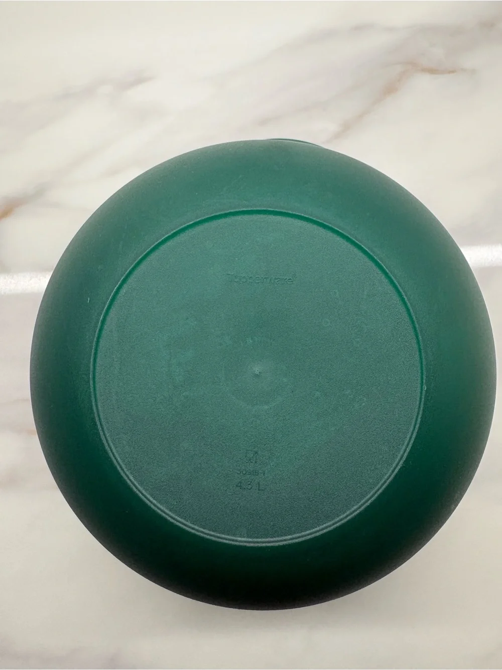 New Tupperware Green Mixing Bowl with Lid